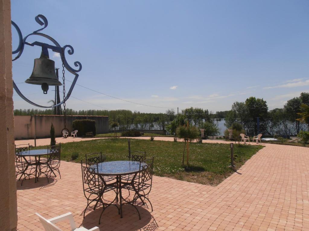 ホテルChateau Sainte Marie Dompierre-sur-Charente エクステリア 写真