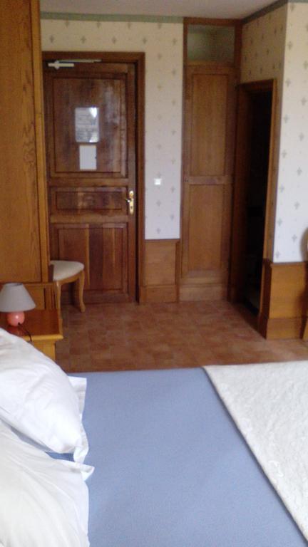 ホテルChateau Sainte Marie Dompierre-sur-Charente エクステリア 写真