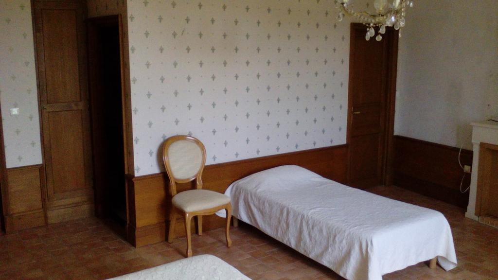 ホテルChateau Sainte Marie Dompierre-sur-Charente エクステリア 写真